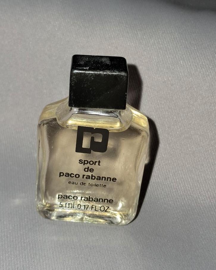 Volle parfum mini -  Paco rabanne sport, Verzamelen, Parfumverzamelingen, Zo goed als nieuw, Miniatuur, Gevuld, Ophalen of Verzenden