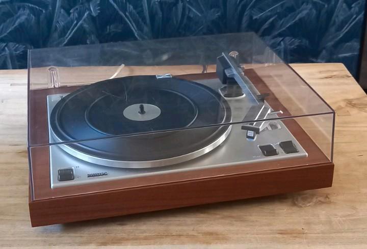 STOFKAP incl scharnieren voor Philips platenspeler 22GA407, Audio, Tv en Foto, Platenspelers, Gebruikt, Platenspeler-onderdeel