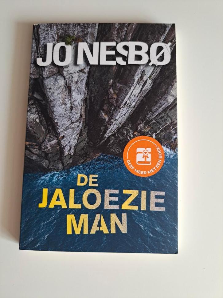 De Jaloerzieman - Jo Nesbø, Boeken, Detectives, Zo goed als nieuw, Ophalen of Verzenden
