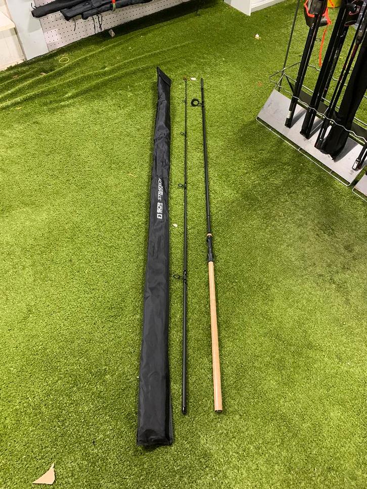 2x nieuwe Strategy karperhengels, 3.60m & 3 lbs, Watersport en Boten, Hengelsport | Karpervissen, Nieuw, Werphengel, Ophalen of Verzenden