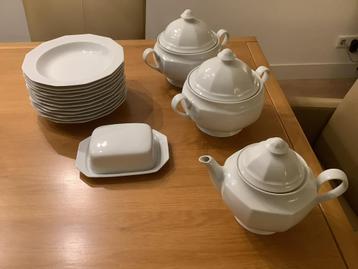 Winterling Schwarzenbach Porseleinen Servies beschikbaar voor biedingen