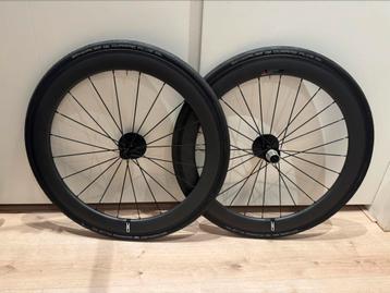 NIEUW!!! Carbon wielen 60mm beschikbaar voor biedingen
