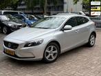 Volvo V40 2.0 T2 Nordic+, Auto's, Voorwielaandrijving, 65 €/maand, Gebruikt, Euro 6