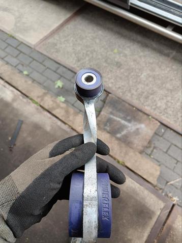 Clio 2 Powerflex motorkantelsteun (dogbone) beschikbaar voor biedingen