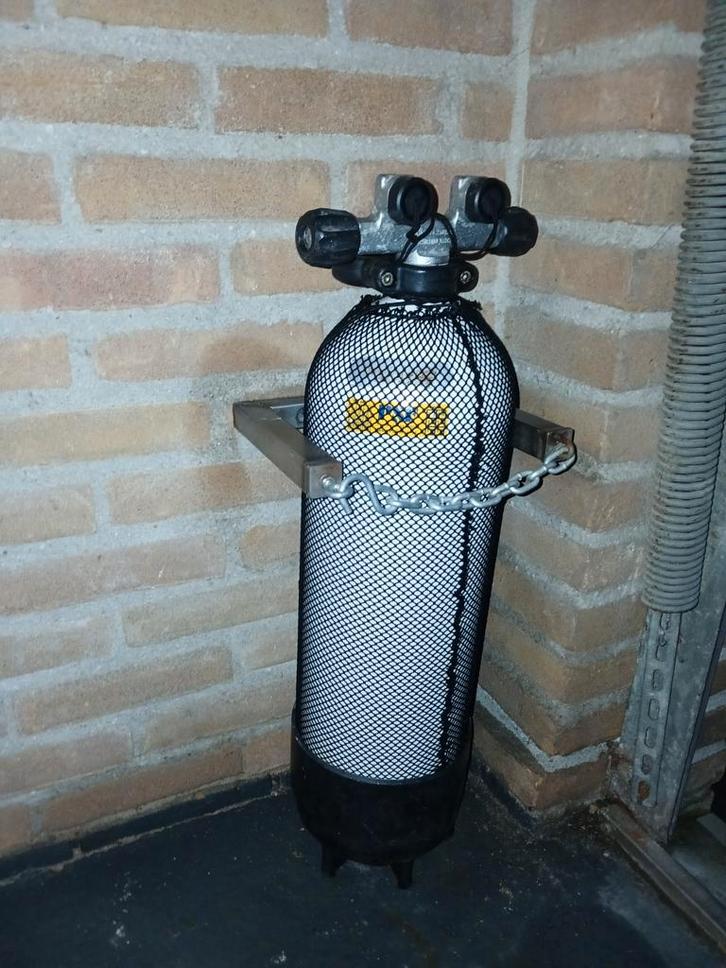 Duikfles houder RVS –  wandbeugel, Watersport en Boten, Duiken, Gebruikt, Duikfles, Ophalen of Verzenden