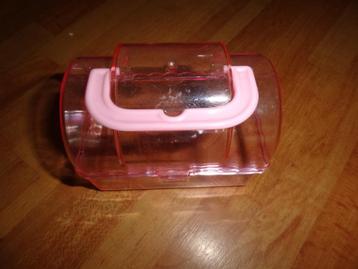 plastic schatkistje ong 9 cm beschikbaar voor biedingen
