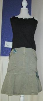 Capsize Army Militair rok met borduurwerk van bloemen., Kleding | Dames, Rokken, Maat 38/40 (M), Nieuw, Ophalen of Verzenden, Boven de knie