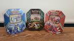Pokemon kaarten gloednieuwe tins (3x) onder retailprijs!, Nieuw, Overige typen, Ophalen of Verzenden