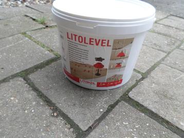 litolevel , volle emmer  beschikbaar voor biedingen