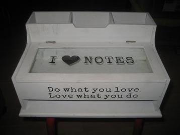 Brocante bureau kastje wit met klep beschikbaar voor biedingen