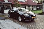 Opel Astra 1.4 Turbo Ecotec 103KW 5-D 2013 Zwart, Auto's, Voorwielaandrijving, 65 €/maand, 4 cilinders, Leder en Stof