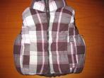 Dik geruite bodywarmer, 92, Ophalen of Verzenden, Zo goed als nieuw, Jongen of Meisje, Trui of Vest