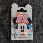 Minnie Mouse pin - Disneyland Parijs (nieuw), Verzamelen, Speldjes, Pins en Buttons, Ophalen of Verzenden, Nieuw, Speldje of Pin