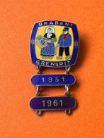 Emaille Brabant Grensrit 1951 1961 pin badge. Logo oldtimer., Ophalen of Verzenden, Gebruikt, Gebruiksvoorwerp