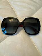 Gucci GG0096S square zonnebril red and black, Sieraden, Tassen en Uiterlijk, Zonnebrillen en Brillen | Dames, Overige merken, Ophalen of Verzenden
