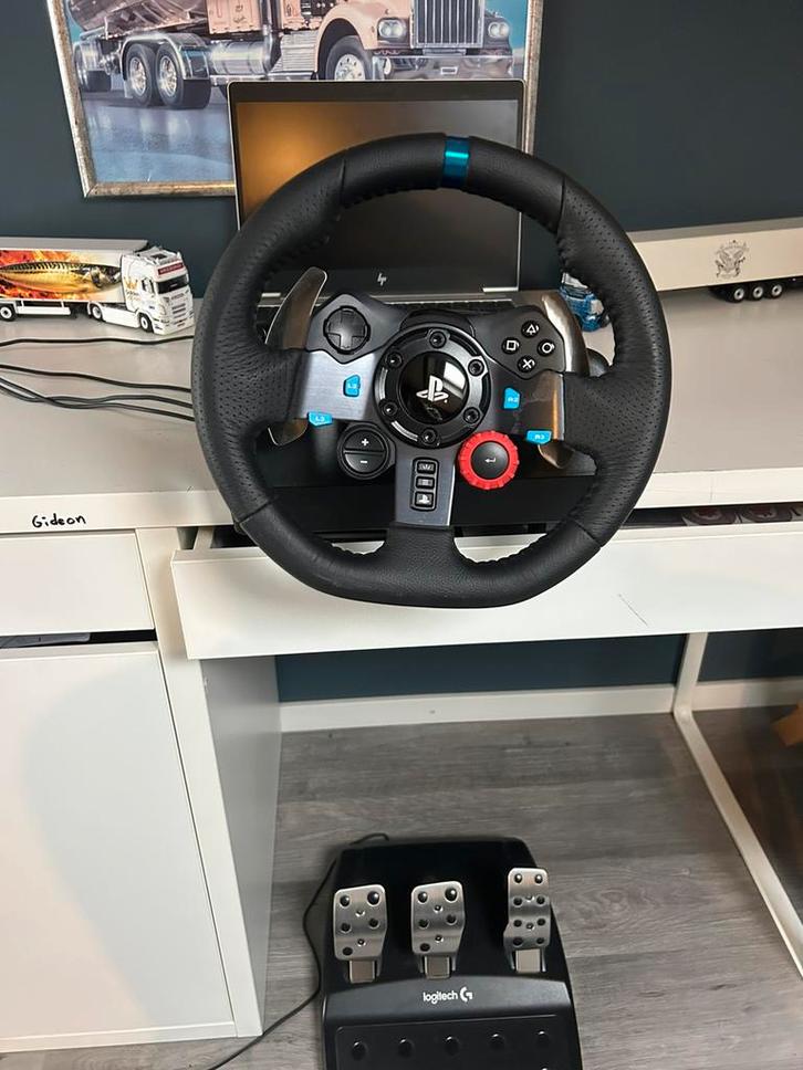 Logitech G39 Driving force, Spelcomputers en Games, Spelcomputers | Sony PlayStation Consoles | Accessoires, Zo goed als nieuw