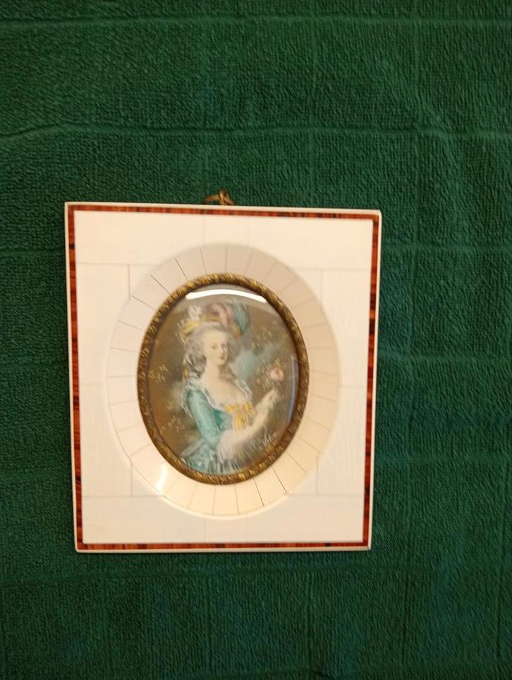 Elfenbein portretminiatuur Marie Antoinette (gesigneerd), Antiek en Kunst, Kunst | Schilderijen | Klassiek, Ophalen of Verzenden