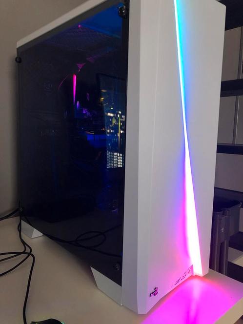 Aerocool Cylon Witte PC Behuizing met RGB, Computers en Software, Computerbehuizingen, Gebruikt, Ophalen
