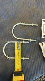 U-brackets, 200 stuks, Ophalen, Zo goed als nieuw