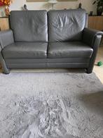 Leren bank + twee stoelen (antraciet), Huis en Inrichting, Banken | Bankstellen, Ophalen, 150 tot 200 cm, Tweepersoons, Zo goed als nieuw