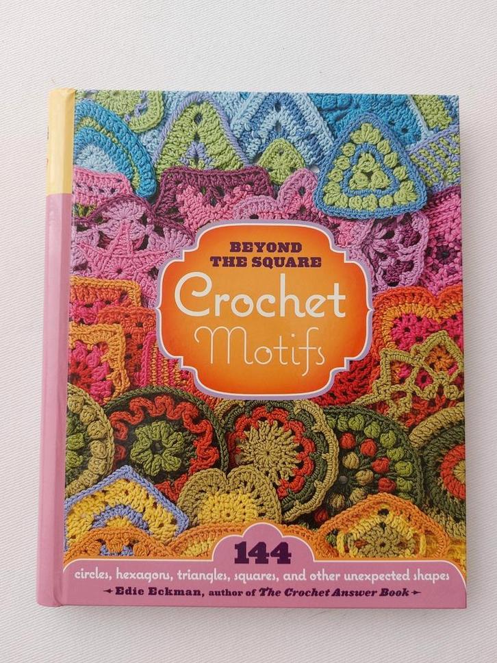 BEYOND THE SQUARE CROCHET MOTIFS -Edie Eckman, Hobby en Vrije tijd, Breien en Haken, Nieuw, Haken, Patroon of Boek, Ophalen of Verzenden