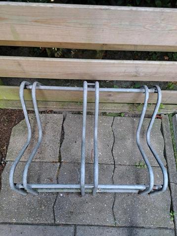 Fietsenrek voor 3 fietsen  beschikbaar voor biedingen