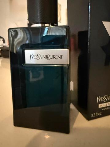 Yves Saint Laurent Y Eau de Parfum Intense beschikbaar voor biedingen