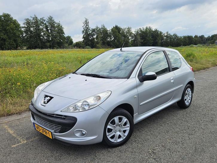 Peugeot 206 + 1.4 XS Airco/ Cruise/Navi, Auto's, Peugeot, Bedrijf, Te koop, 206+, ABS, Airbags, Alarm, Centrale vergrendeling