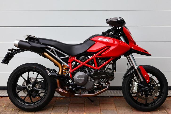 Ducati HYPERMOTARD 796 ABS (bj 2010), Motoren, Motoren | Ducati, Particulier, SuperMoto, meer dan 35 kW
