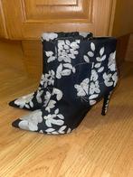 Schitterende enkellaarsjes van Zara. Maat 41. Als nieuw, Ophalen of Verzenden