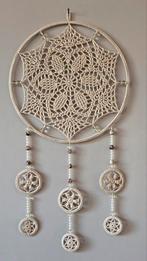 Mooie gehaakte licht beige mandala 25 cm, Huis en Inrichting, Woonaccessoires | Wanddecoraties, Ophalen of Verzenden
