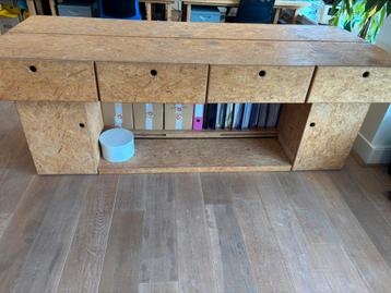 Dressoir 2 stuks afmetingen 240 x 47cm beschikbaar voor biedingen