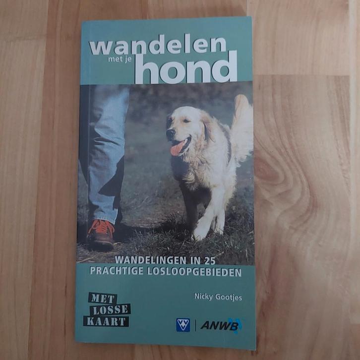 Wandelen met je Hond, ANWB, Boeken, Dieren en Huisdieren, Zo goed als nieuw, Honden, Ophalen of Verzenden
