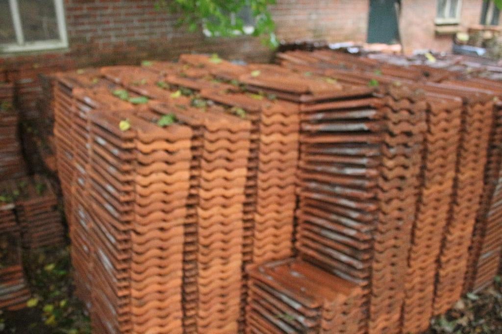 Rode mulden dakpannen allerlei merken + hulpstukken, Doe-het-zelf en Verbouw, Dakpannen en Dakbedekking, Gebruikt, Dakpannen, Steen of Klei