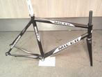 Nieuw frame met carbon voorvork ( oude voorraad ) maat 58 cm, Molenaarstweewielers, Frame, Racefiets, Nieuw