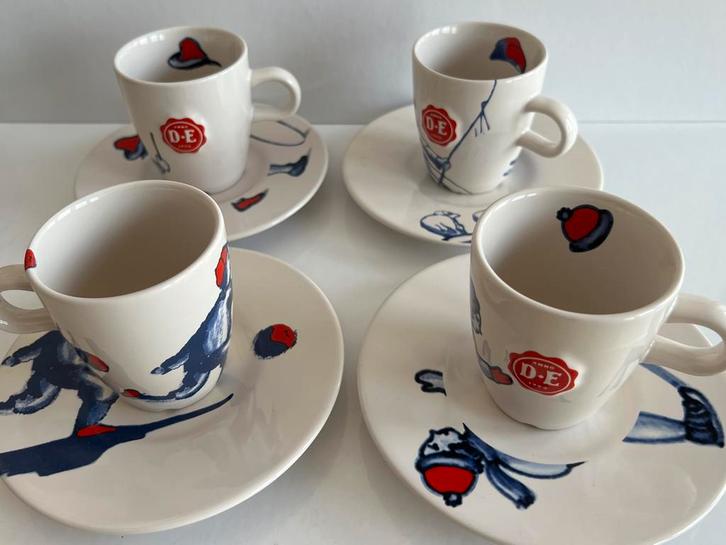 Koffiekop en schotels van Douwe Egberts de serie Royal Raja, Huis en Inrichting, Keuken | Servies, Ophalen