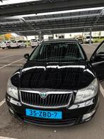 Skoda Octavia 1.6 TDI 2012 Taxi klaar!, Auto's, Euro 5, Stof, Zwart, Zwart