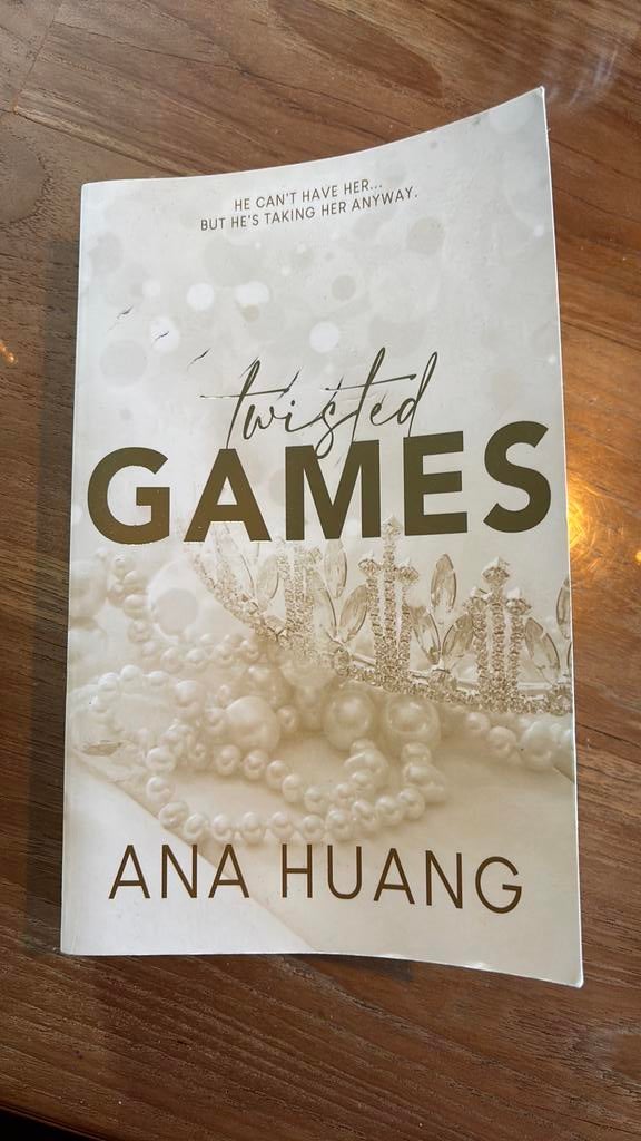 Twisted games, Ophalen of Verzenden, Gelezen