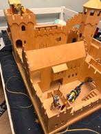 Houten Kasteel met Schleich Ridders, Kinderen en Baby's, Speelgoed | Actiefiguren, Ophalen of Verzenden, Gebruikt