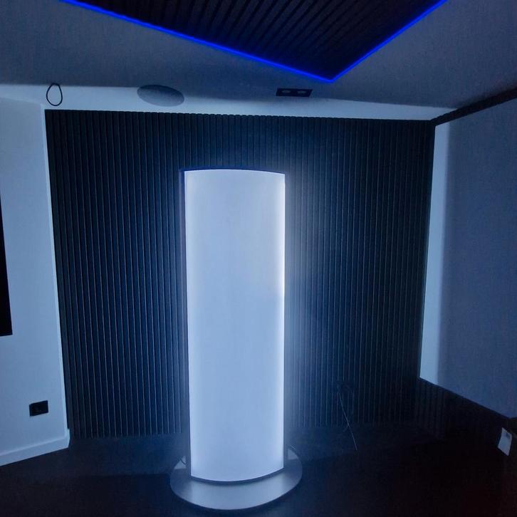 Reclame zuil ovaal met verlichting 175 cm hoog, Verzamelen, Merken en Reclamevoorwerpen, Zo goed als nieuw, Lichtbak of (neon) lamp