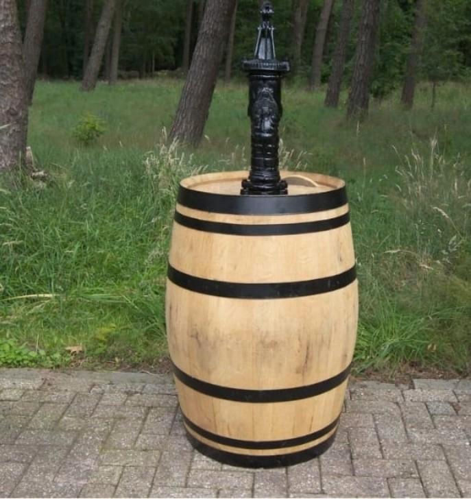 Supergave eikenhouten regenton met zwarte banden zwengelpomp, Tuin en Terras, Regentonnen, Nieuw, 150 liter of meer, Ophalen