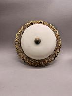 Vintage plafond lamp plafonniere melkglas  goud wit brocant, Ophalen of Verzenden, Gebruikt