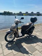 Suzuki Sixteen 150 2014 27Dkm met Topkoffer, Fietsen en Brommers, Ophalen, Gebruikt