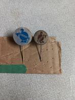 Metalen speldjes van "Droste",chocolade., Verzamelen, Speldjes, Pins en Buttons, Ophalen of Verzenden, Zo goed als nieuw, Sport