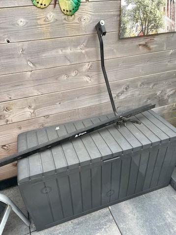 Te koop fietsen drager voor op allesdrager. beschikbaar voor biedingen