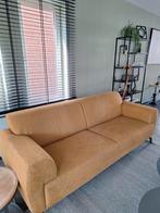 Gratis af te halen 3.5 zits bank. Kleur: Oker., Huis en Inrichting, Banken | Bankstellen, Ophalen, Gebruikt, Driepersoons, 75 tot 100 cm