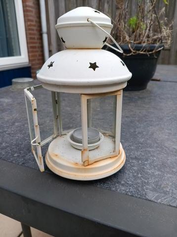 Tuinlantaarns beschikbaar voor biedingen