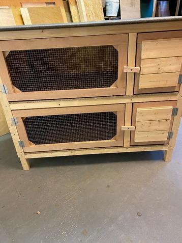 Flat 2 etages nieuw beschikbaar voor biedingen