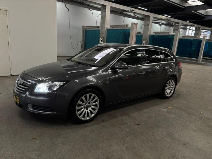 Opel Insignia 2.0 Turbo Ecotec 220pk AUT 4x4 2010 Grijs, Auto's, Opel, Particulier, Insignia, 4x4, ABS, Adaptieve lichten, Airbags