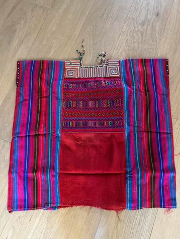 Traditonele huipile (dames blouse) uit Guatemala beschikbaar voor biedingen